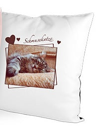 Cushion cover padding included (white front with raspberry back) 40x40